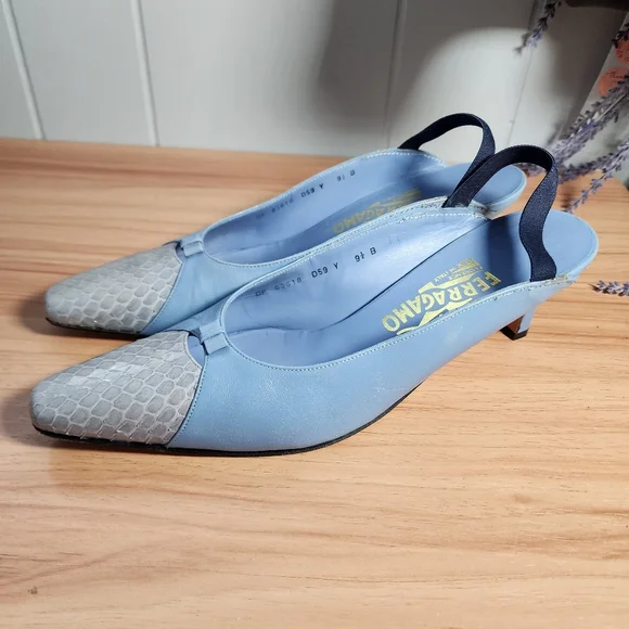 Salvatore Ferragamo Blue and Gray Flats with Pointed Toe Size 9.5 - Picture 4 of 9